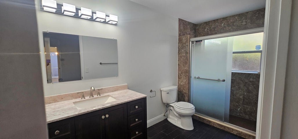 Building Photo - 10780 Cypress Lake Terrace