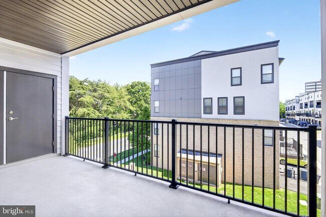 Building Photo - 4053 Legato Rd