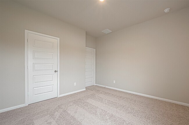 Building Photo - 4923 Luke Matthew Dr