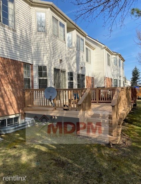 Building Photo - 2 br, 1.5 bath Condo - 8847 Hardwood Dr