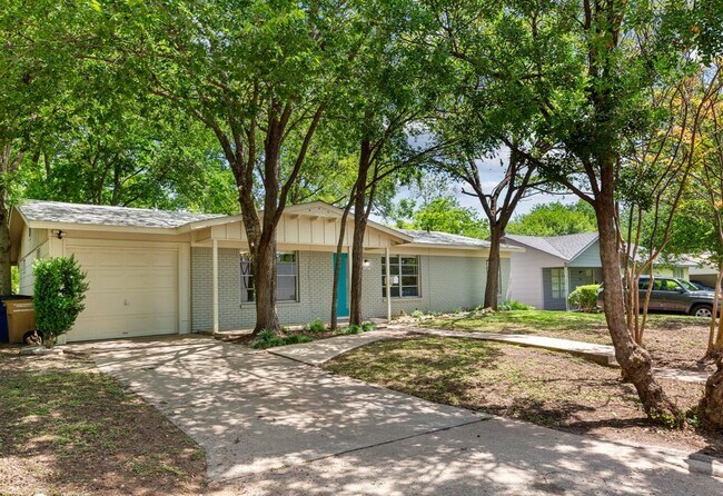 Building Photo - 5302 Robinsdale Ln