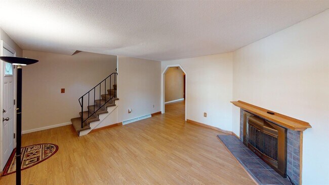 Building Photo - 32 Sentry Way