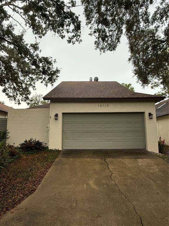 Building Photo - 13717 Lazy Oak Dr