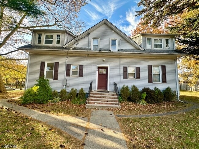 Building Photo - 390 Orange Rd