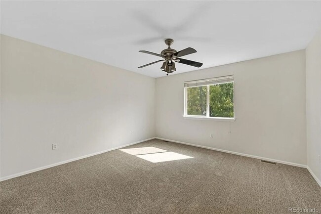 Building Photo - Newly Remodeled 3 Bed/3 Bath in Aurora.