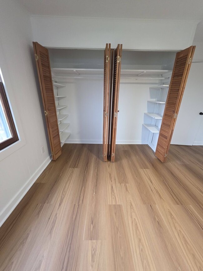 Building Photo - 986 Old Mail Rd