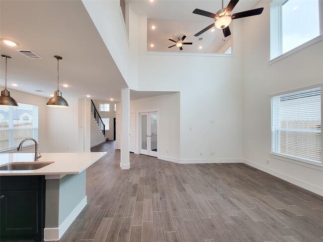 Building Photo - 30943 Star Gazer Rd