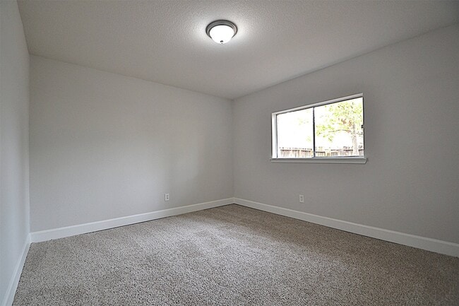 Building Photo - 4527 Adonis Dr
