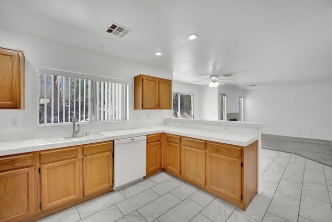 Building Photo - 168 Herbie Ln