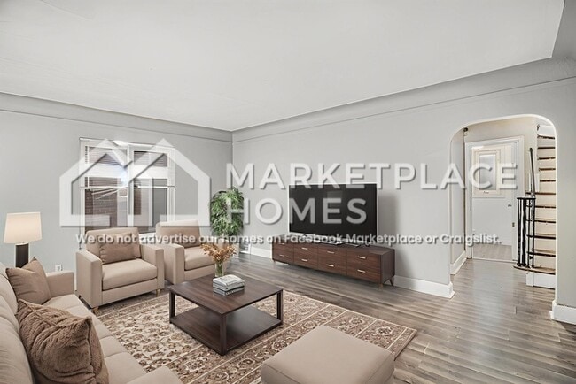 Building Photo - 16570 Kentfield St