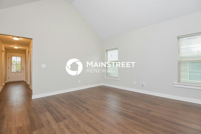 Building Photo - 4 Bedroom Pet-Friendly Home in Odenville, AL with Main Street Renewal