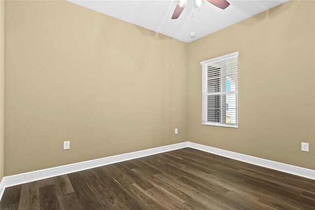 Building Photo - 10112 Lake Wales Cir