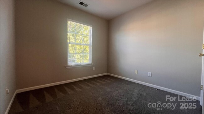 Building Photo - 3261 Mannington Dr