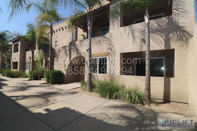 Building Photo - 115 6th St