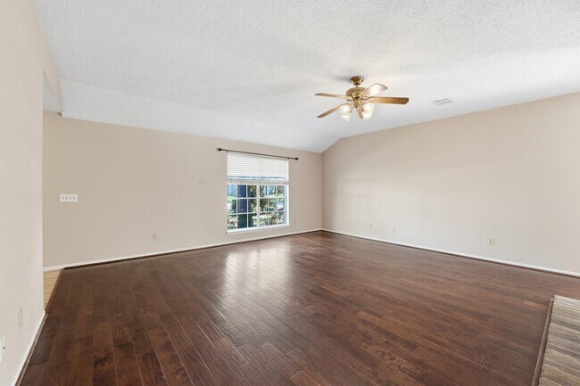 Building Photo - 17219 Kettle Creek Dr