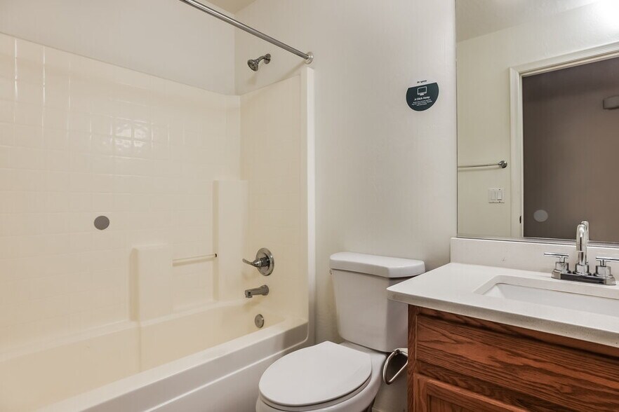 Building Photo - 14756 W Maui Ln