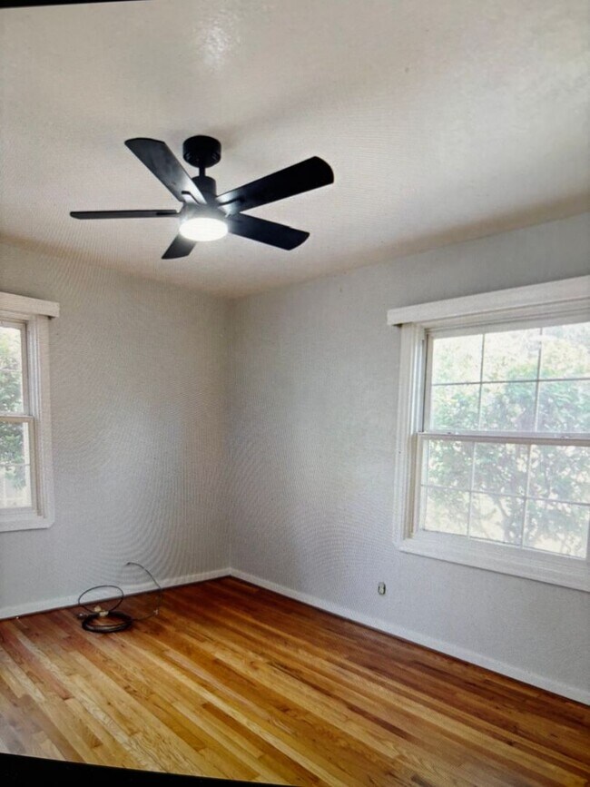 Building Photo - 3BD/1BA House in Yuba City Available NOW 1 Year lease