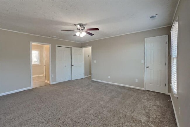 Building Photo - 210 Timber Laurel Ct