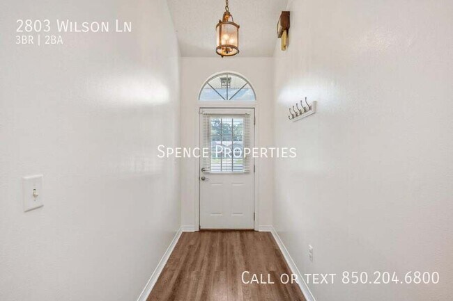 Building Photo - 2803 Wilson Ln
