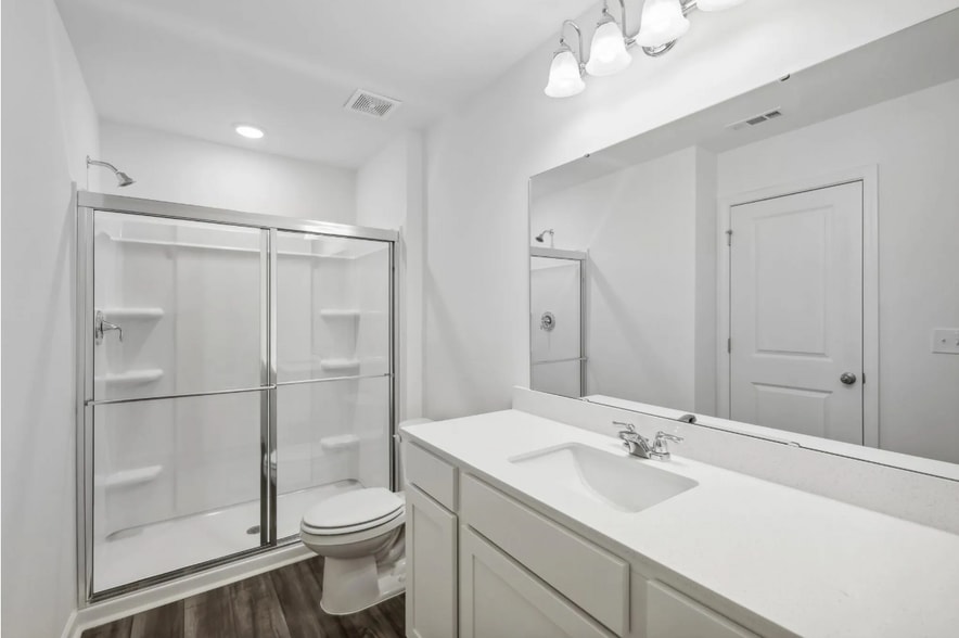 Building Photo - 3038 Fulong Dr