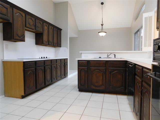 Building Photo - 18939 Westwood Pl