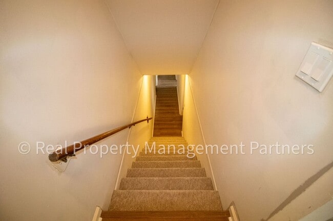 Building Photo - Fully Renovated 4 Bed, 2 Bath Home Near Breton Village