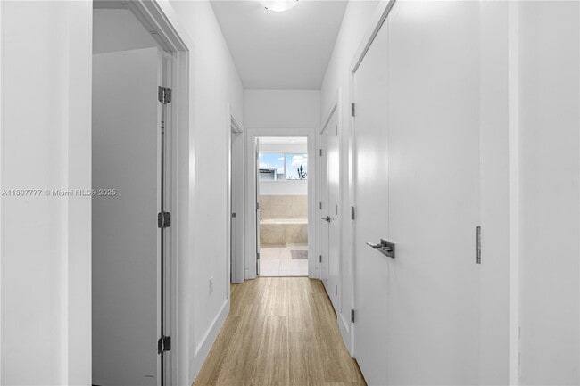 Building Photo - 10330 NW 68th St