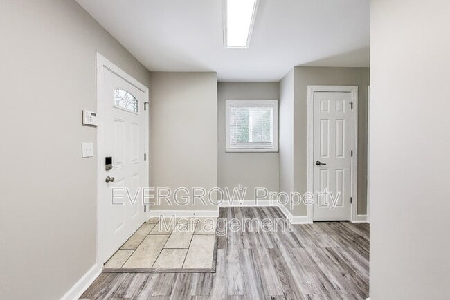 Building Photo - 3713 W 98th St