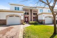 Building Photo - "Spacious 2-Bed Townhouse in Prime Fort Walton Beach Location"