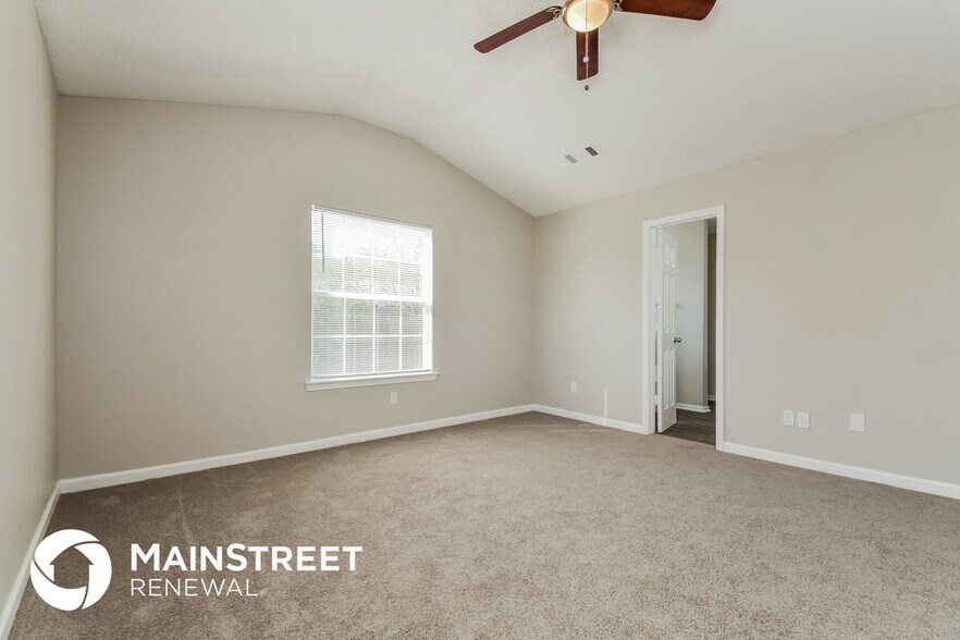 Building Photo - 497 Eagles Crossing Cir