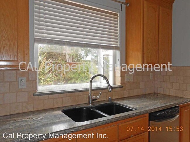 Building Photo - 5 br, 3 bath House - 6 Hidden Creek Circle