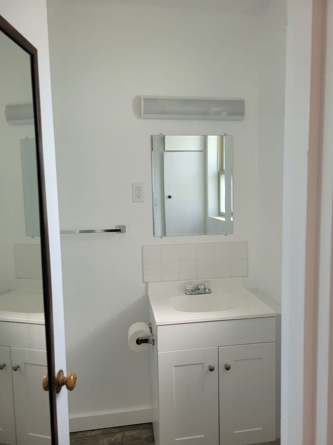 Building Photo - Affordable Studio Apartments in Los Alamos...