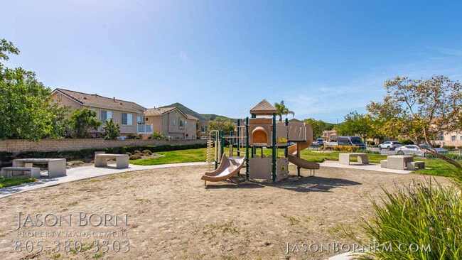 Building Photo - 476 Scatterwood Ln