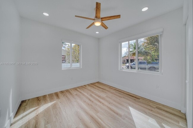 Building Photo - 4345 SW 5th Terrace