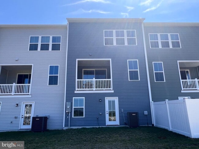 Building Photo - 9212 Edenderry Dr