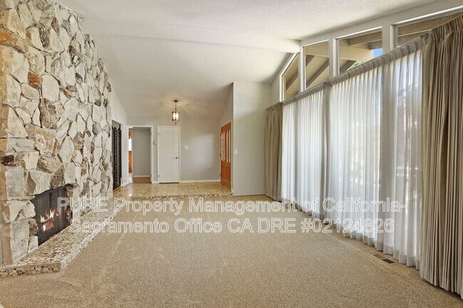 Building Photo - 160 Westcott Way