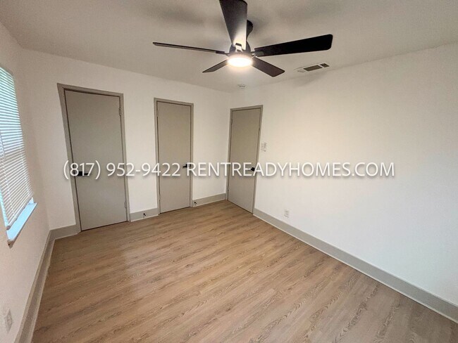 Building Photo - 3835 Basswood Dr