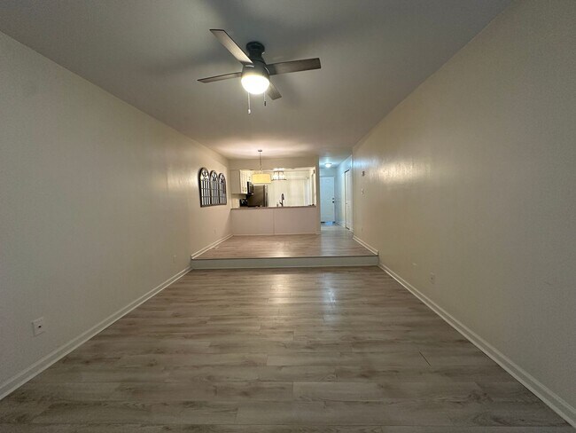 Building Photo - 838 Green Ridge Dr