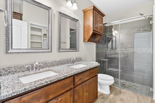 Building Photo - 2214 Cuarzo Dr