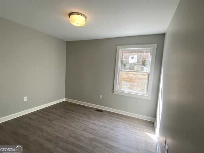 Building Photo - 95-N N Jackson St