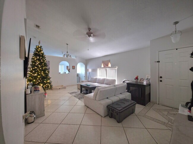 Building Photo - 13105 Odyssey Lake Way