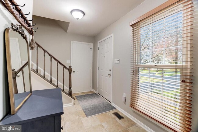 Building Photo - 22 Newland Ct