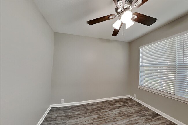 Building Photo - 2714 Woodspring Forest Dr