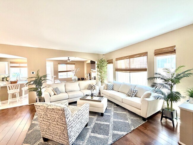 Building Photo - Spacious 4 Bedroom Canyon Hills Retreat with Private Balcony