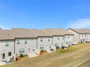 Building Photo - 2537 Pearl Rdg Trce
