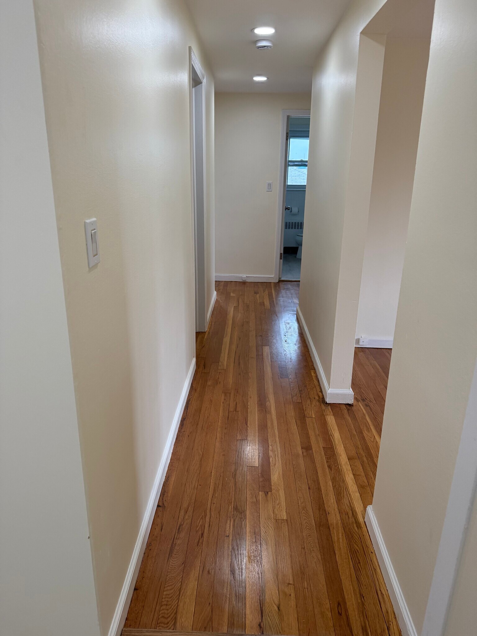 Building Photo - 77 3rd Ave