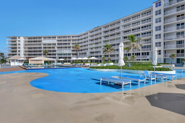 Building Photo - 3546 S Ocean Blvd