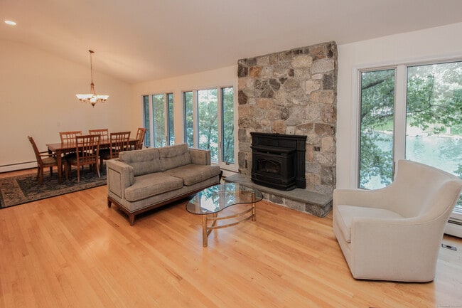 Building Photo - 34-40 Forty Acre Mountain Rd