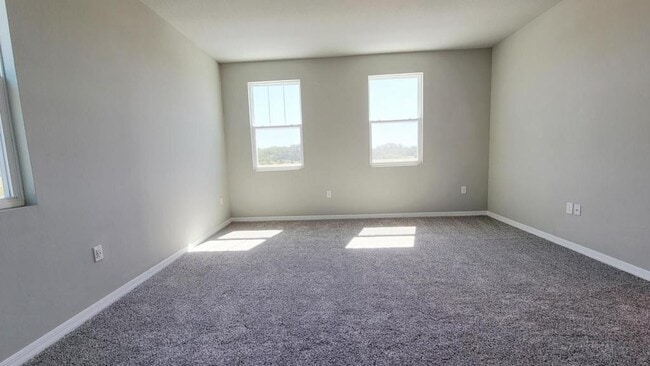 Building Photo - 348 S Zuni Rd