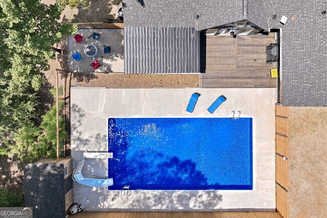 Building Photo - 4225 Twin Rivers Dr